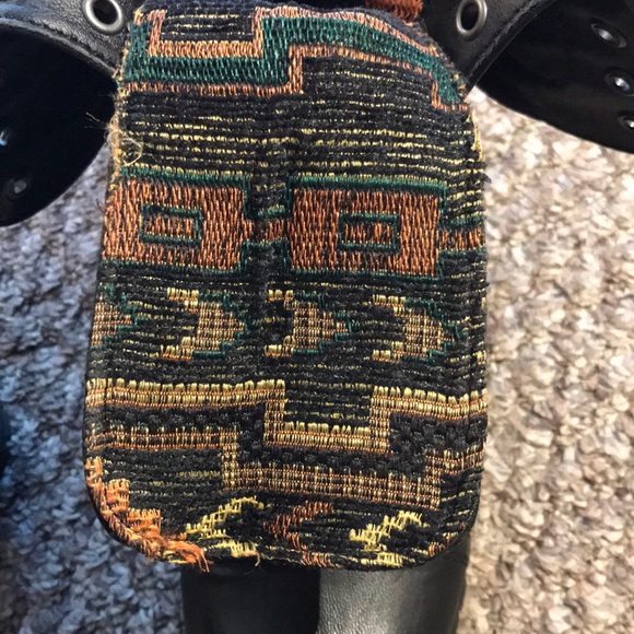 Size 8 Forever 21 Black Boots - Picture 4 of 7